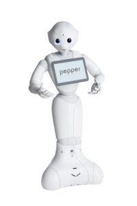 Pepper robot, a magyarué beszélő szociális robot látható a képen.